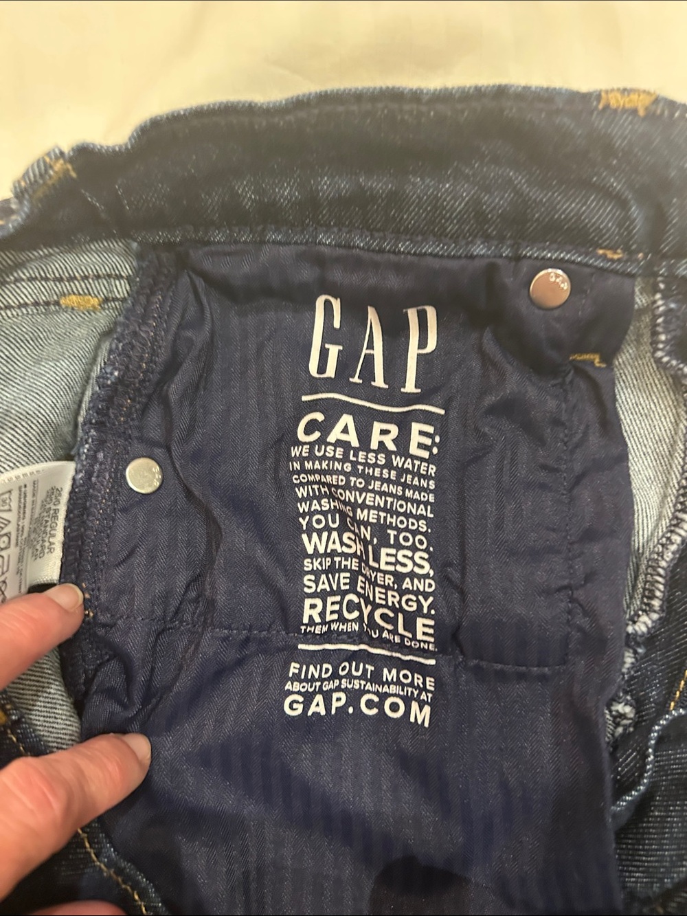 GAP '90s Loose High Rise Jeans Dark Wash Indigo Size 25 / 0 Regular Like New - Picture 5 of 6